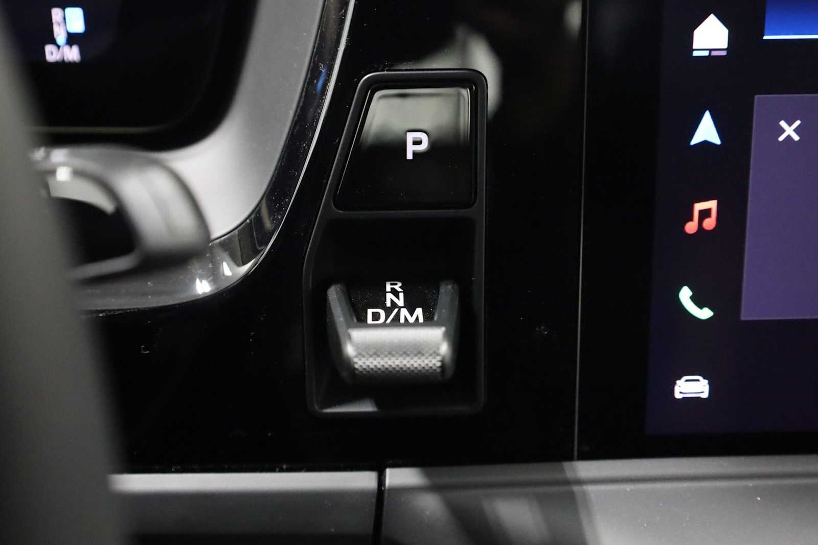 Thumbnail: 2026 Porsche Panamera - 29