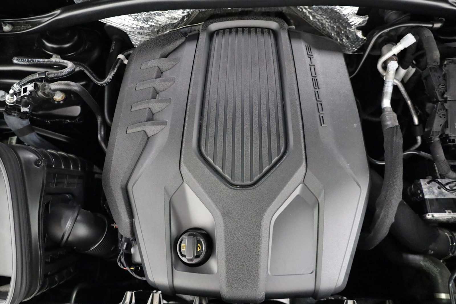 Thumbnail: 2024 Porsche Macan - 42