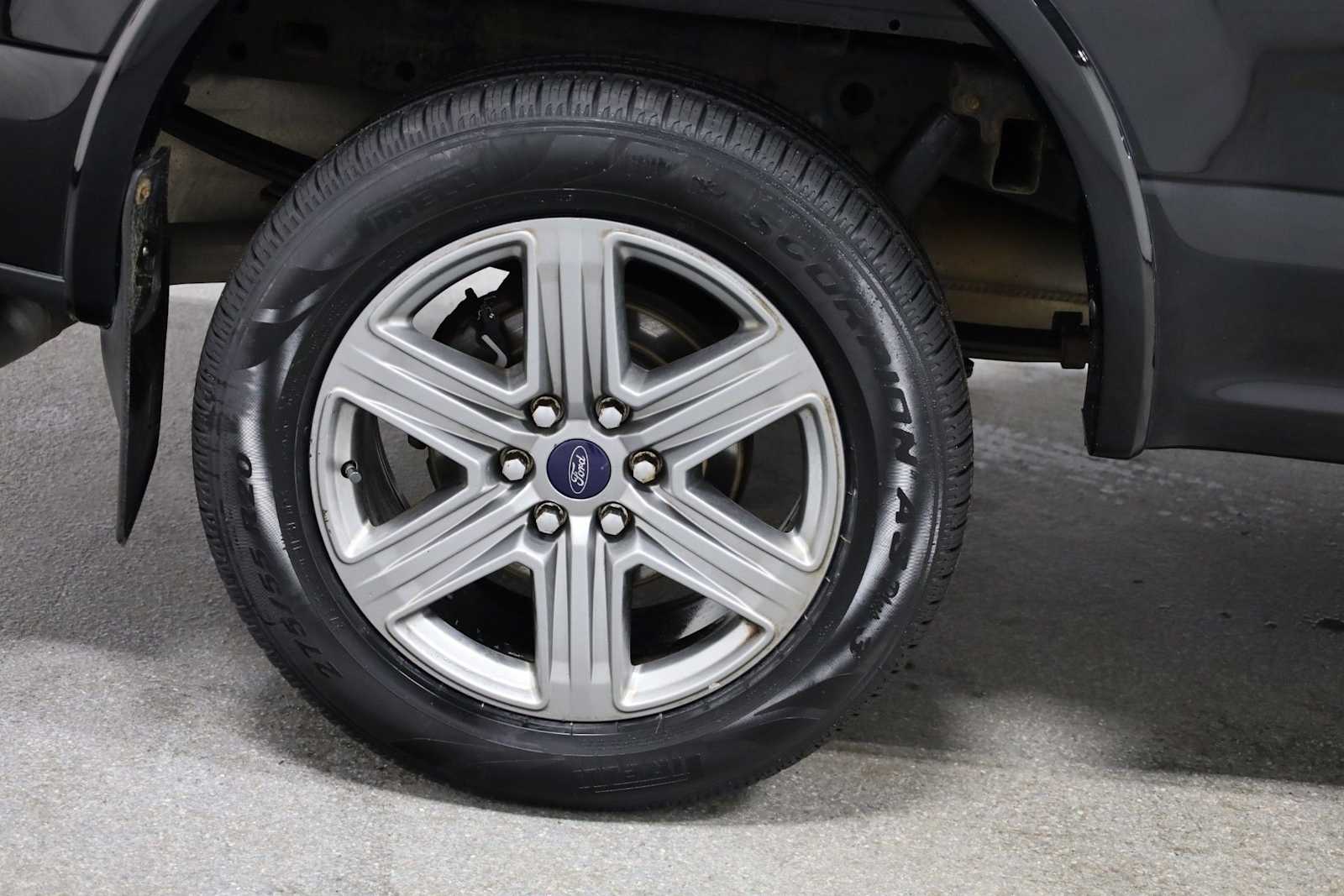 Thumbnail: 2018 Ford F-150 - 31