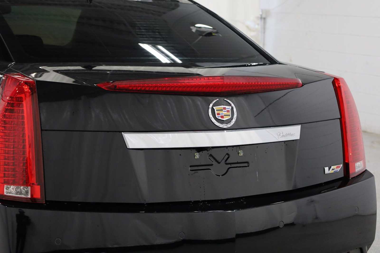 Thumbnail: 2011 Cadillac CTS - 8