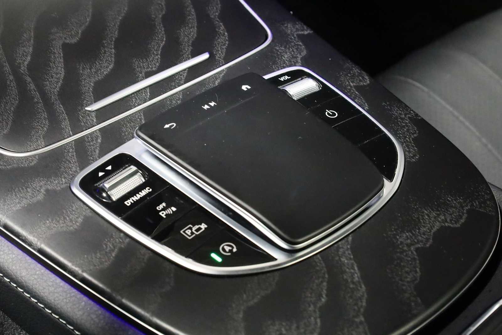 Thumbnail: 2023 Mercedes-Benz E-Class - 22