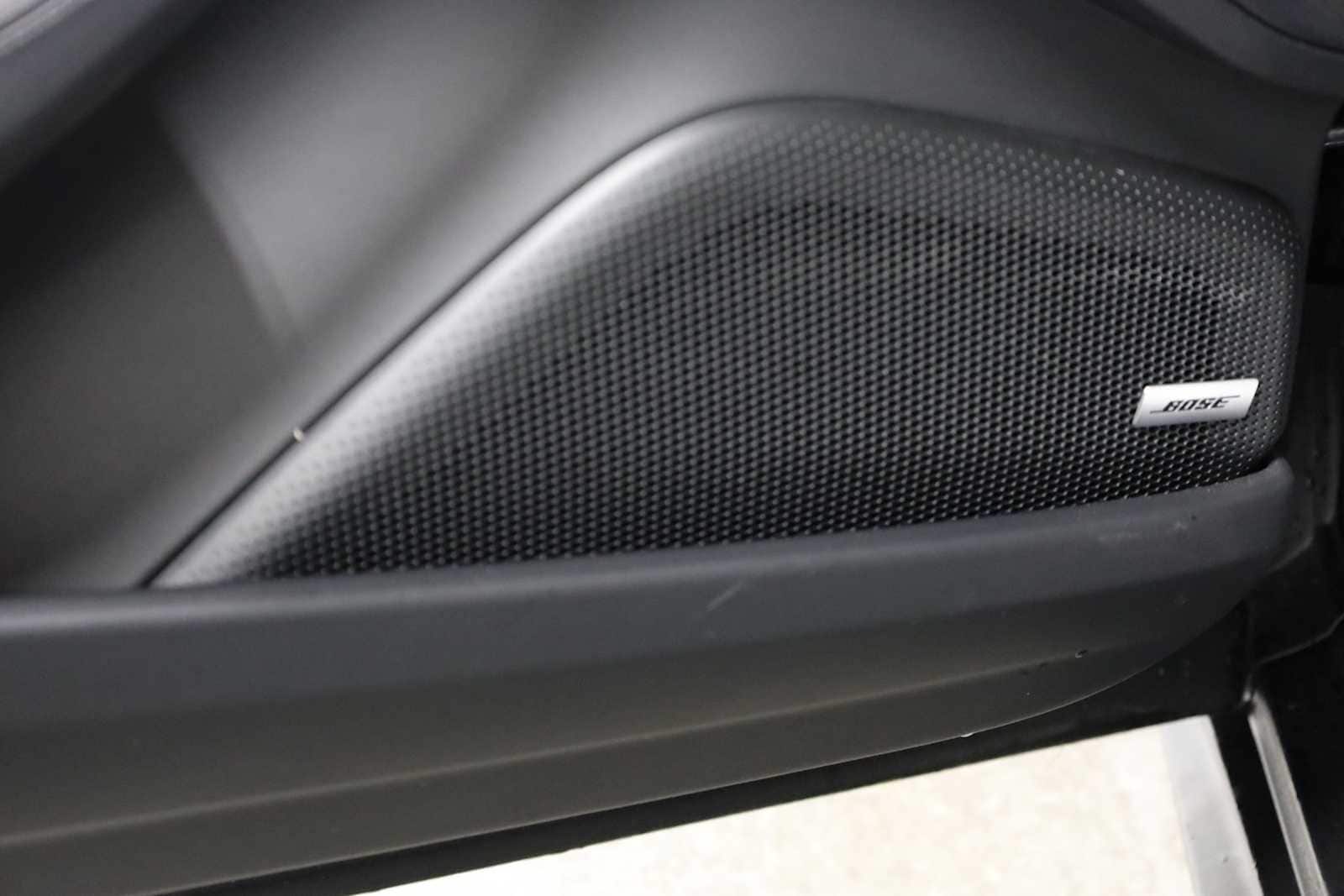 Thumbnail: 2025 Porsche Panamera - 17