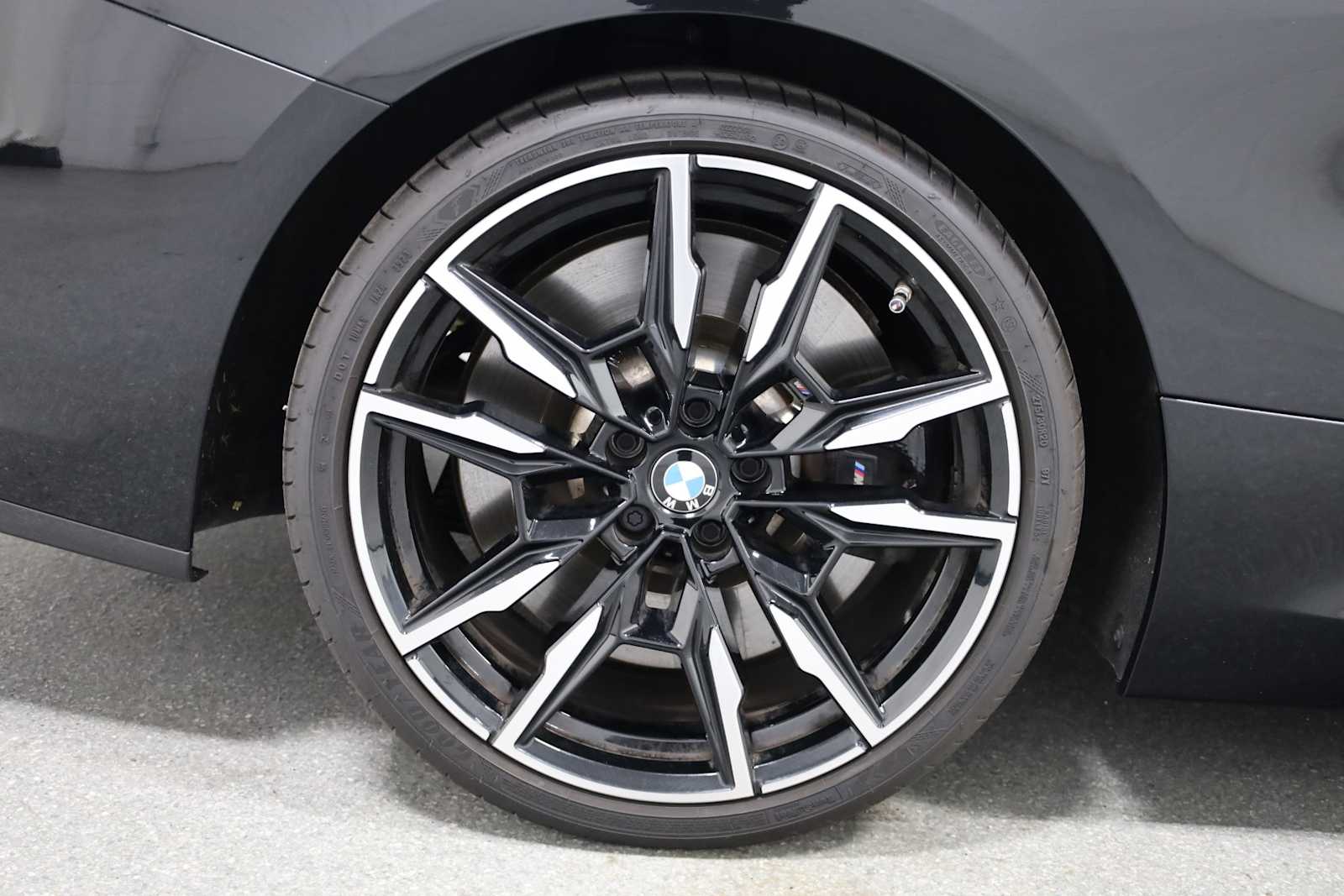 Thumbnail: 2024 BMW 8 Series - 31