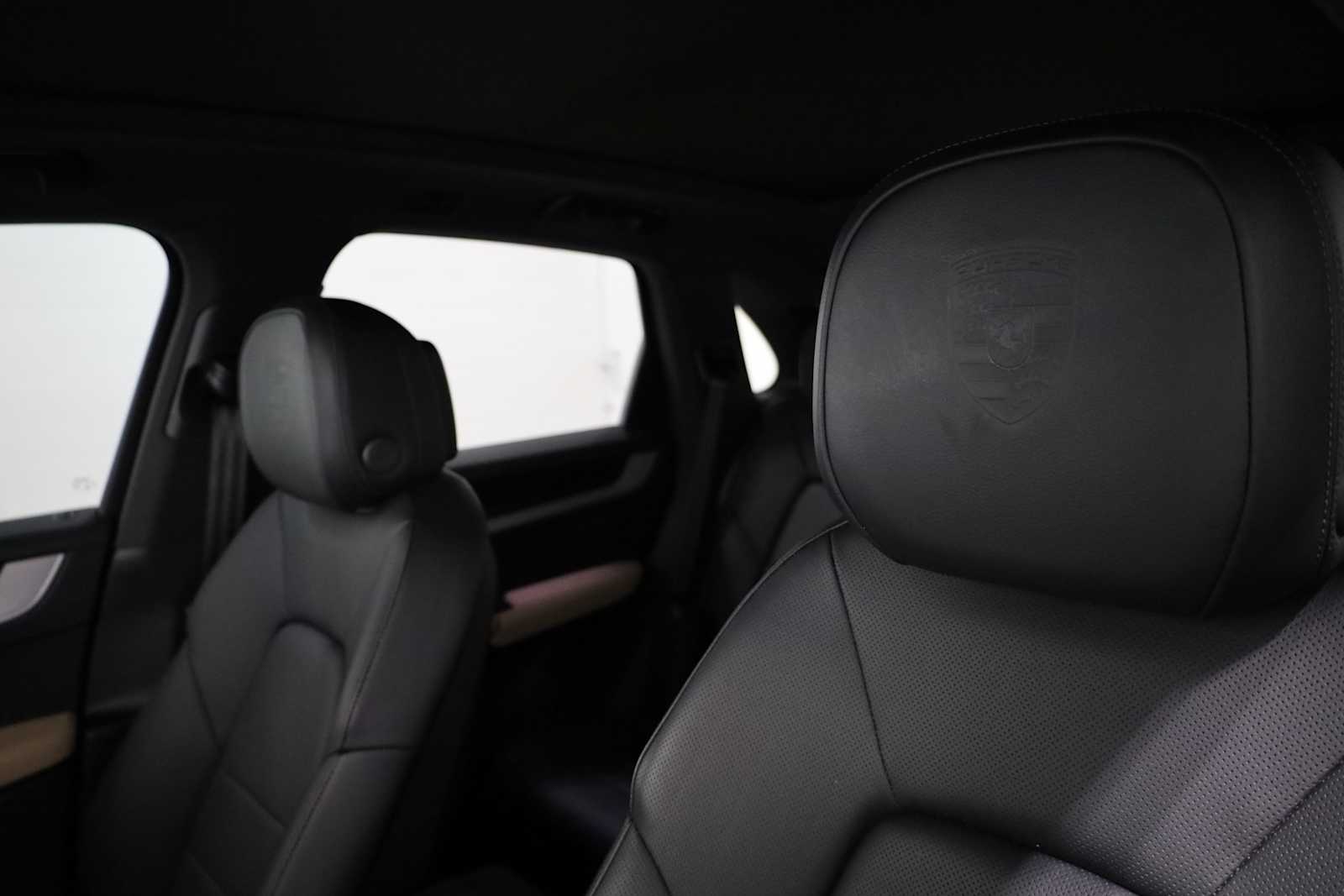 Thumbnail: 2024 Porsche Cayenne - 19