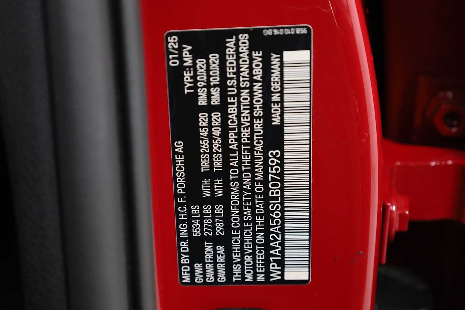 Thumbnail: 2025 Porsche Macan - 44