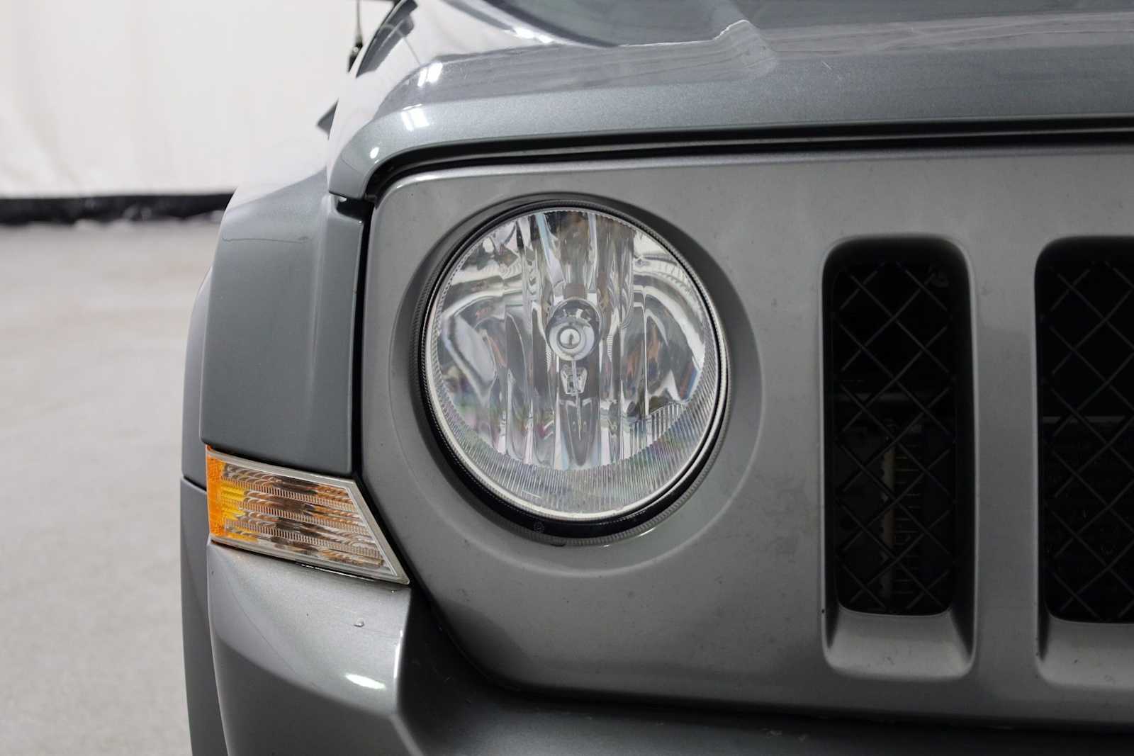 Thumbnail: 2014 Jeep Patriot - 15
