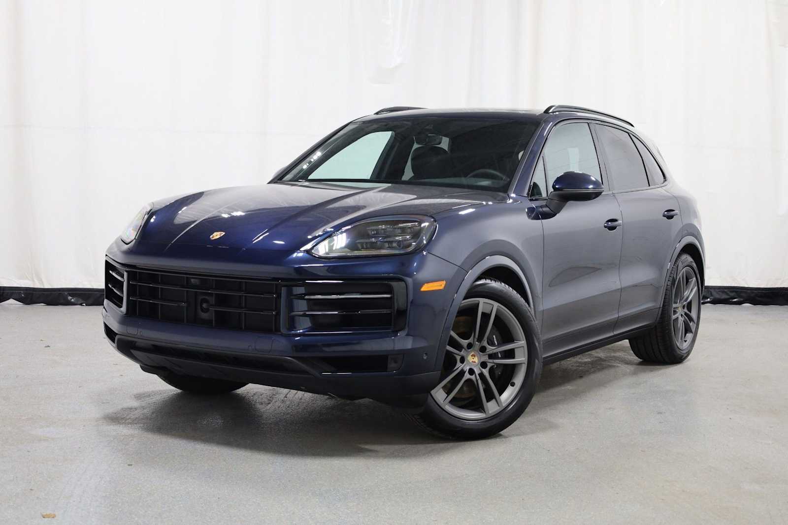 Thumbnail: 2025 Porsche Cayenne - 1