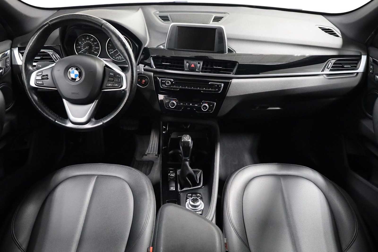 Thumbnail: 2016 BMW X1 - 23