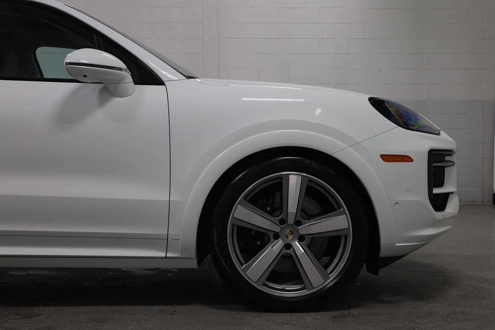Thumbnail: 2025 Porsche Cayenne - 11
