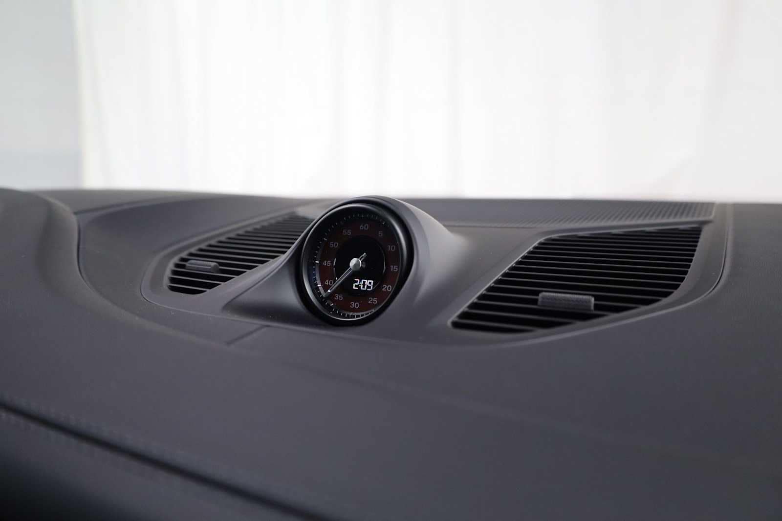 Thumbnail: 2026 Porsche Cayenne - 23