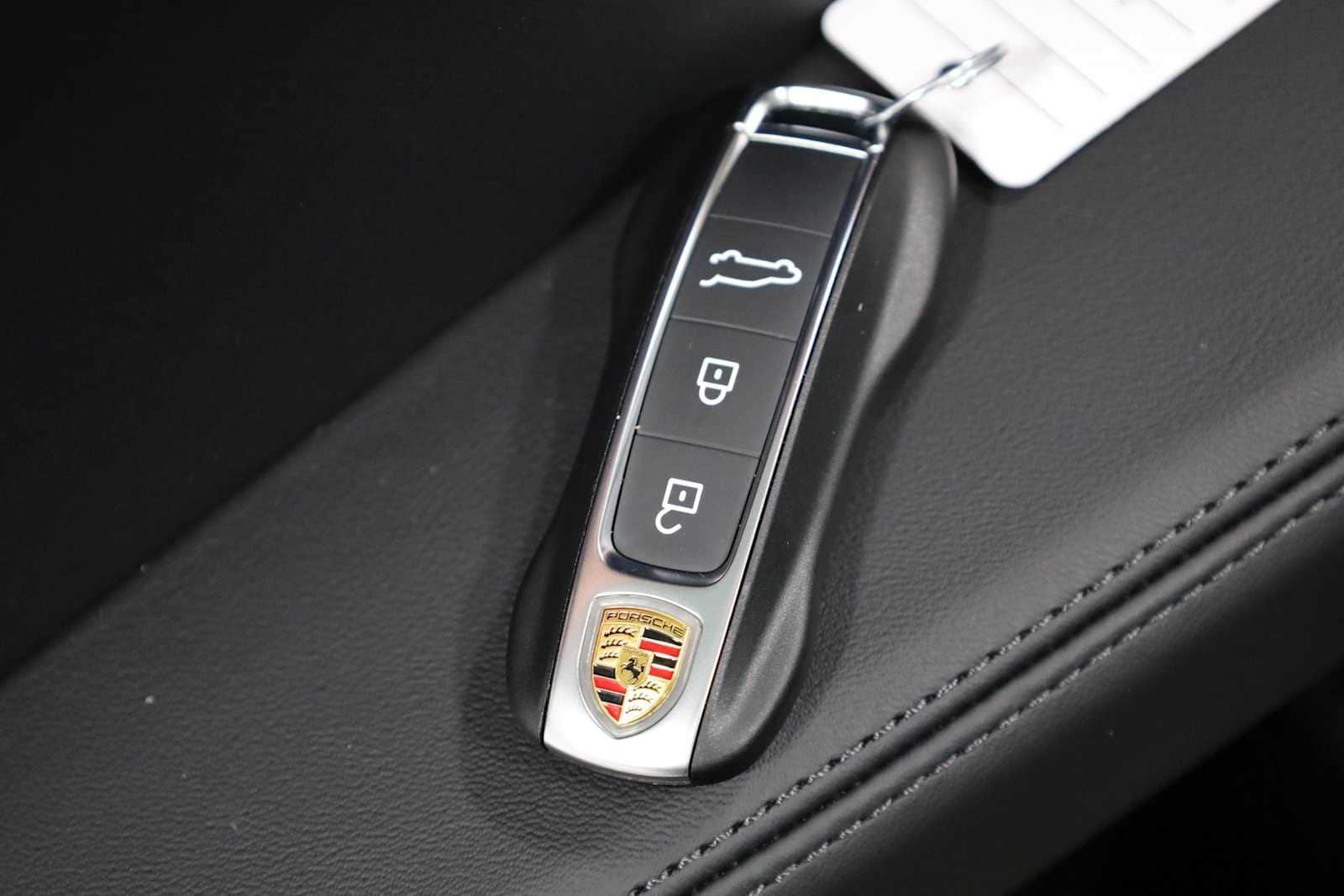 Thumbnail: 2026 Porsche Cayenne - 43