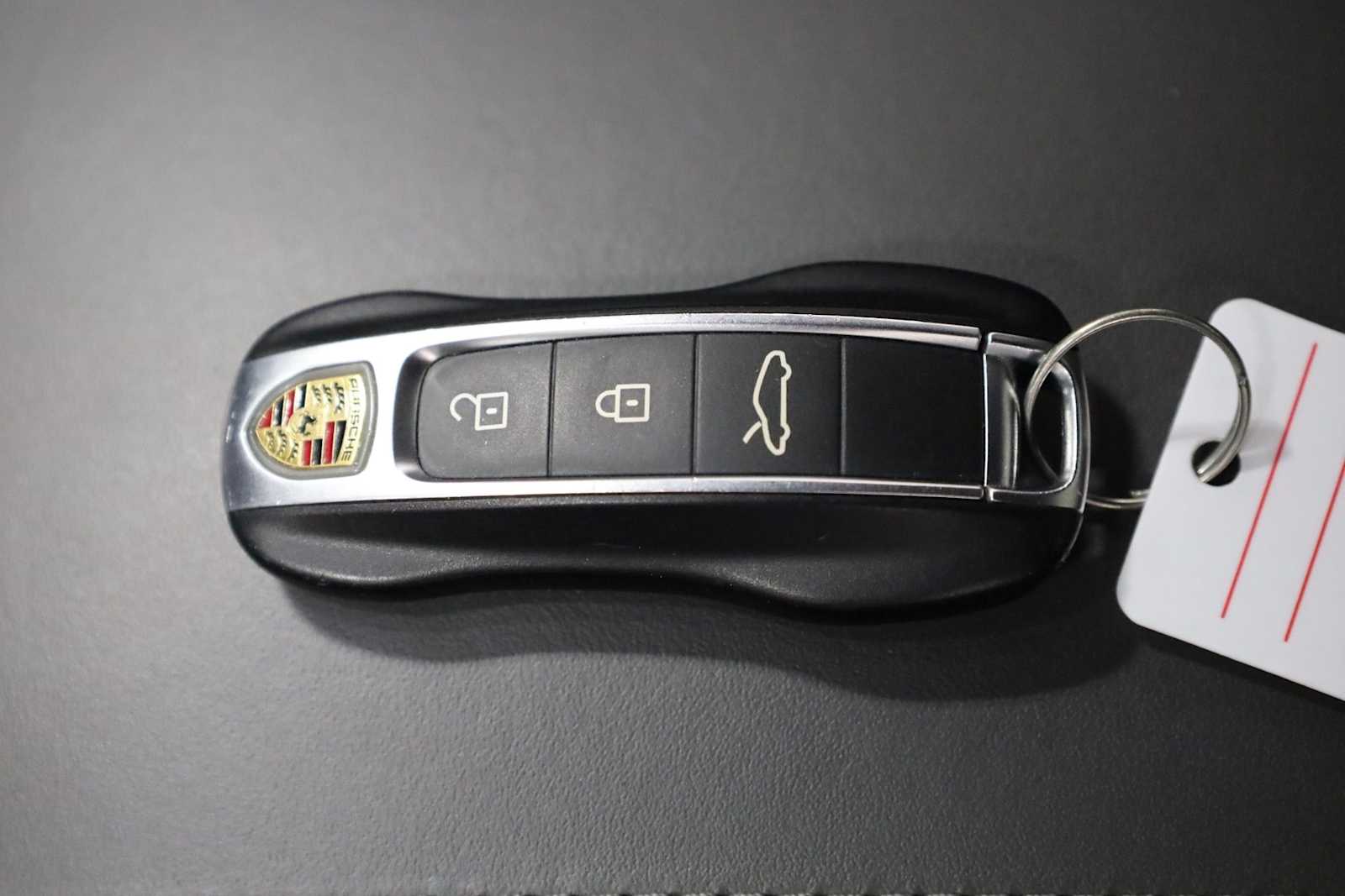 Thumbnail: 2020 Porsche 911 - 39