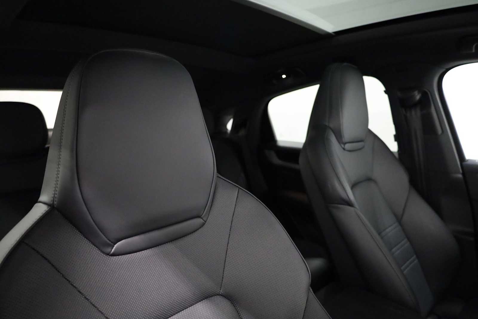 Thumbnail: 2024 Porsche  - 22