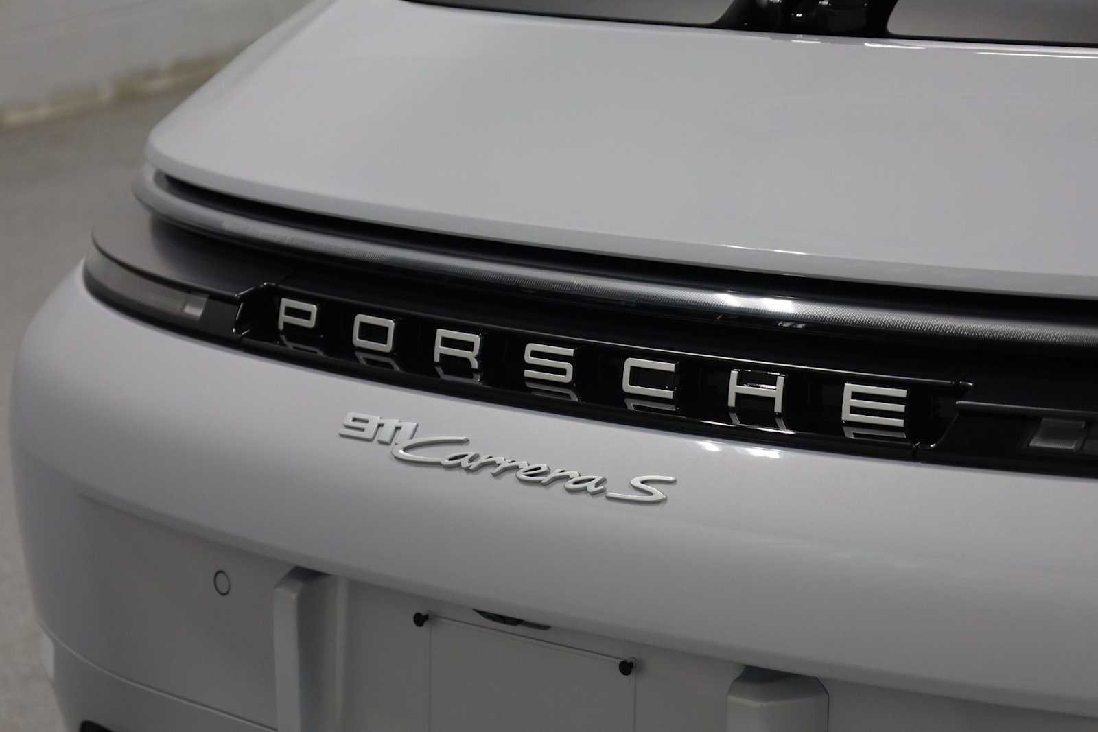 Thumbnail: 2025 Porsche 911 - 9