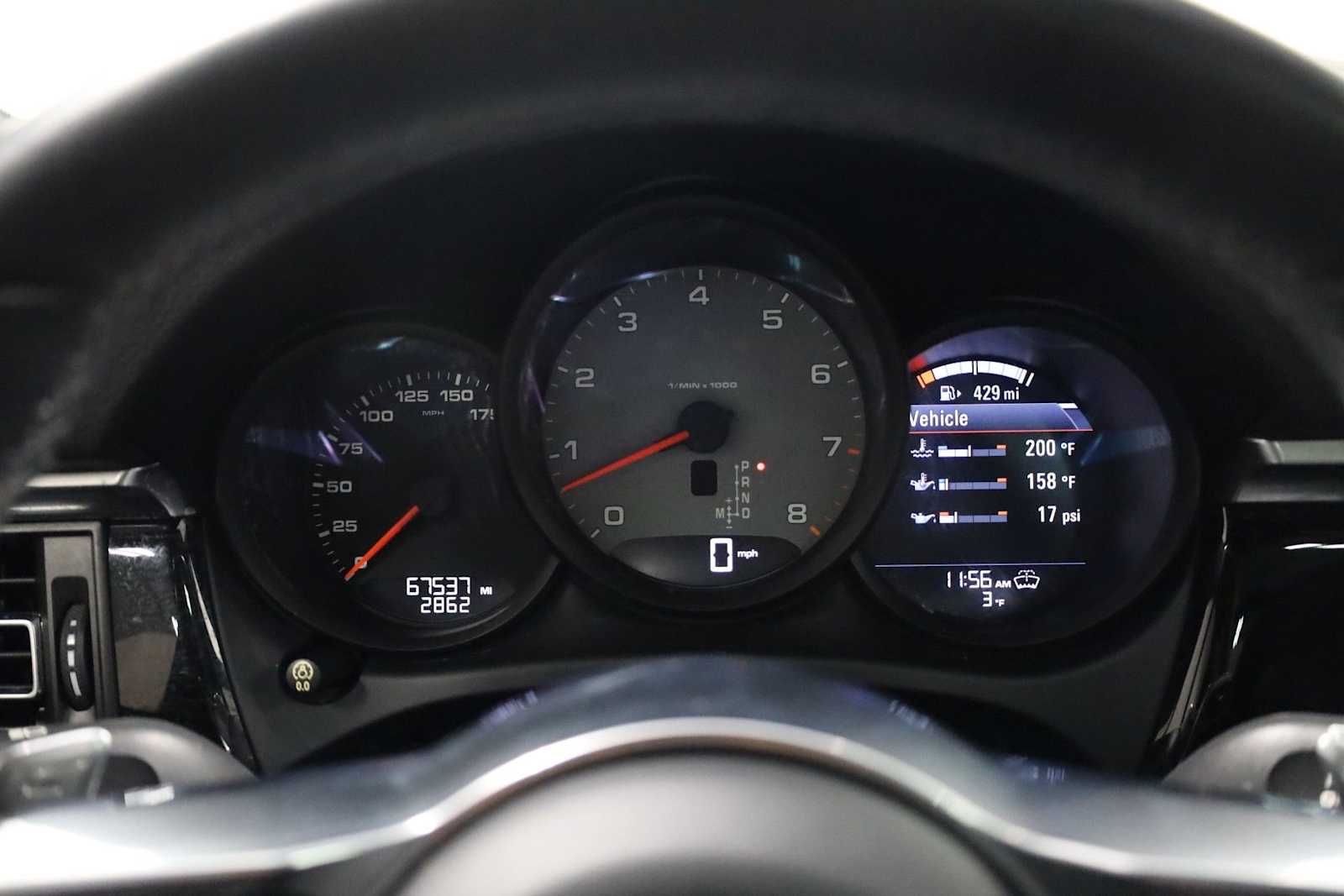 Thumbnail: 2020 Porsche Macan - 24