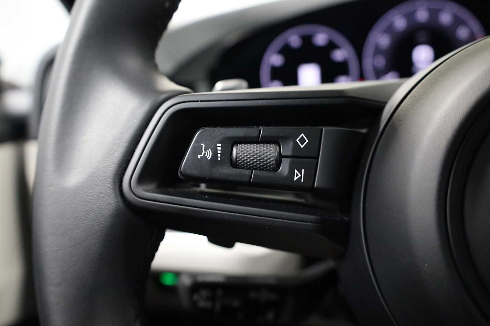 Thumbnail: 2025 Porsche Cayenne - 27