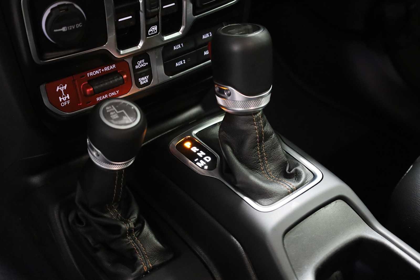 Thumbnail: 2022 Jeep Wrangler - 25