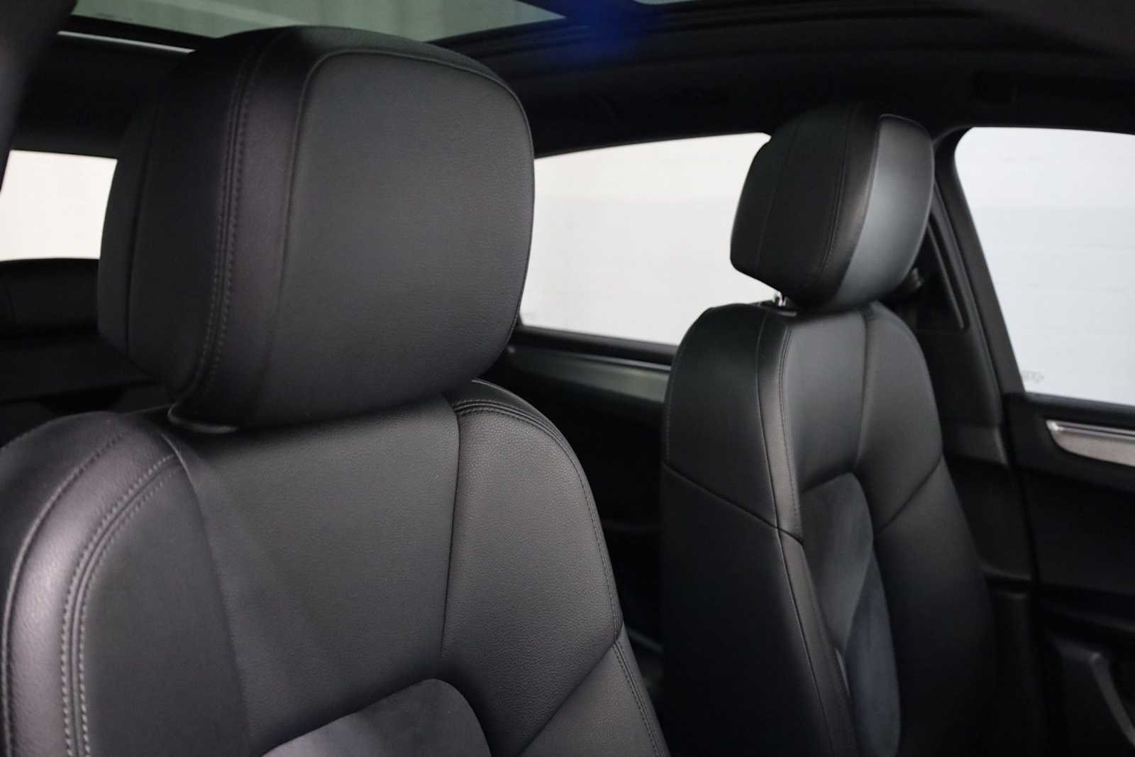 Thumbnail: 2018 Porsche Macan - 22