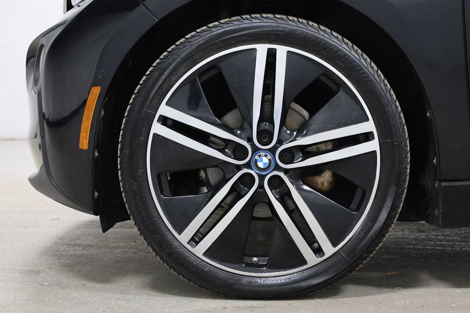 Thumbnail: 2016 BMW i3 - 34