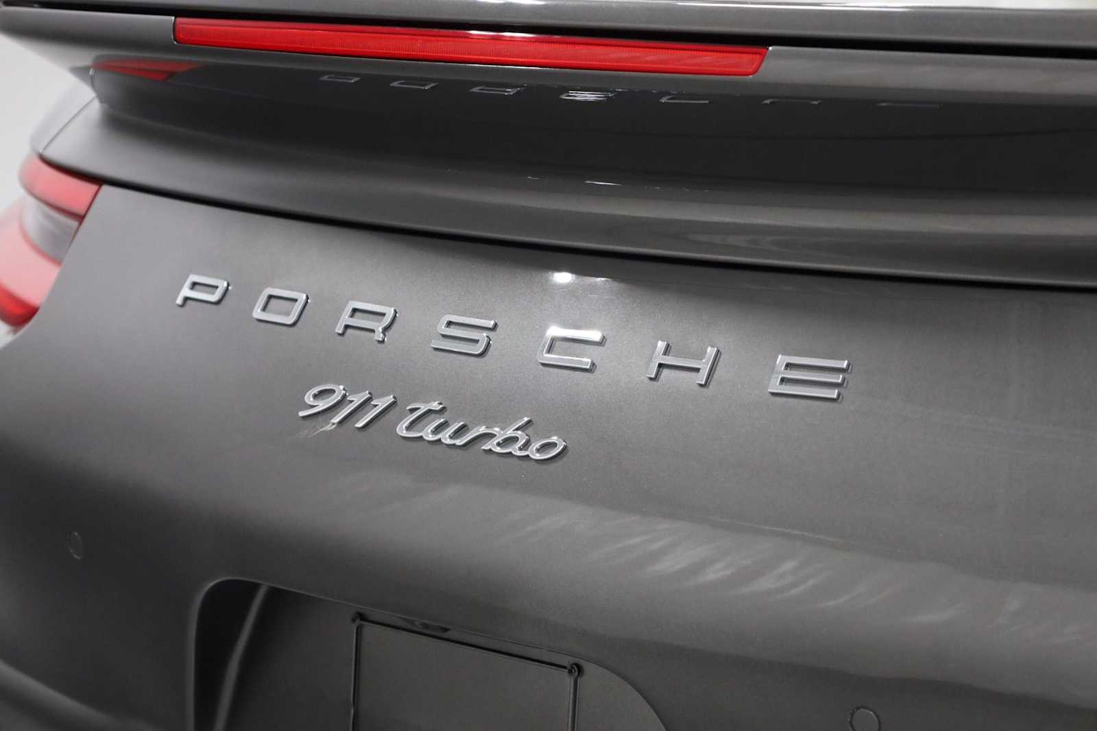 Thumbnail: 2019 Porsche 911 - 8