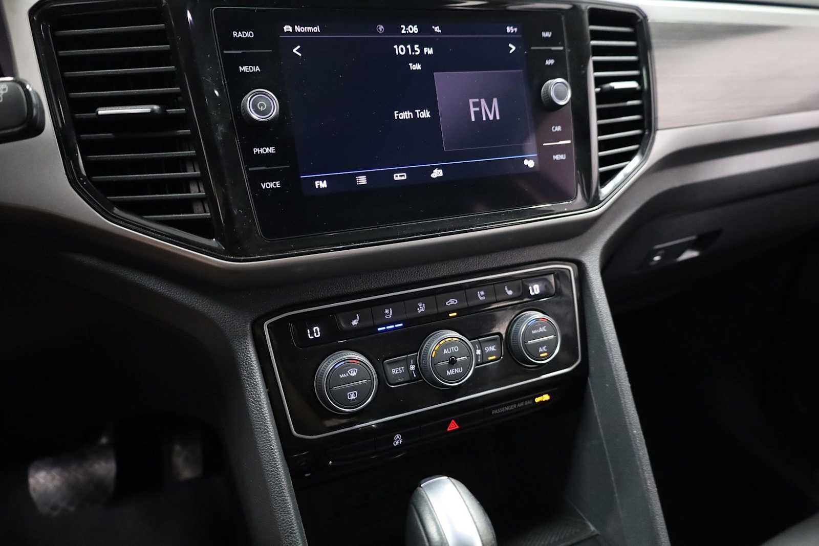 Thumbnail: 2021 Volkswagen Atlas - 29