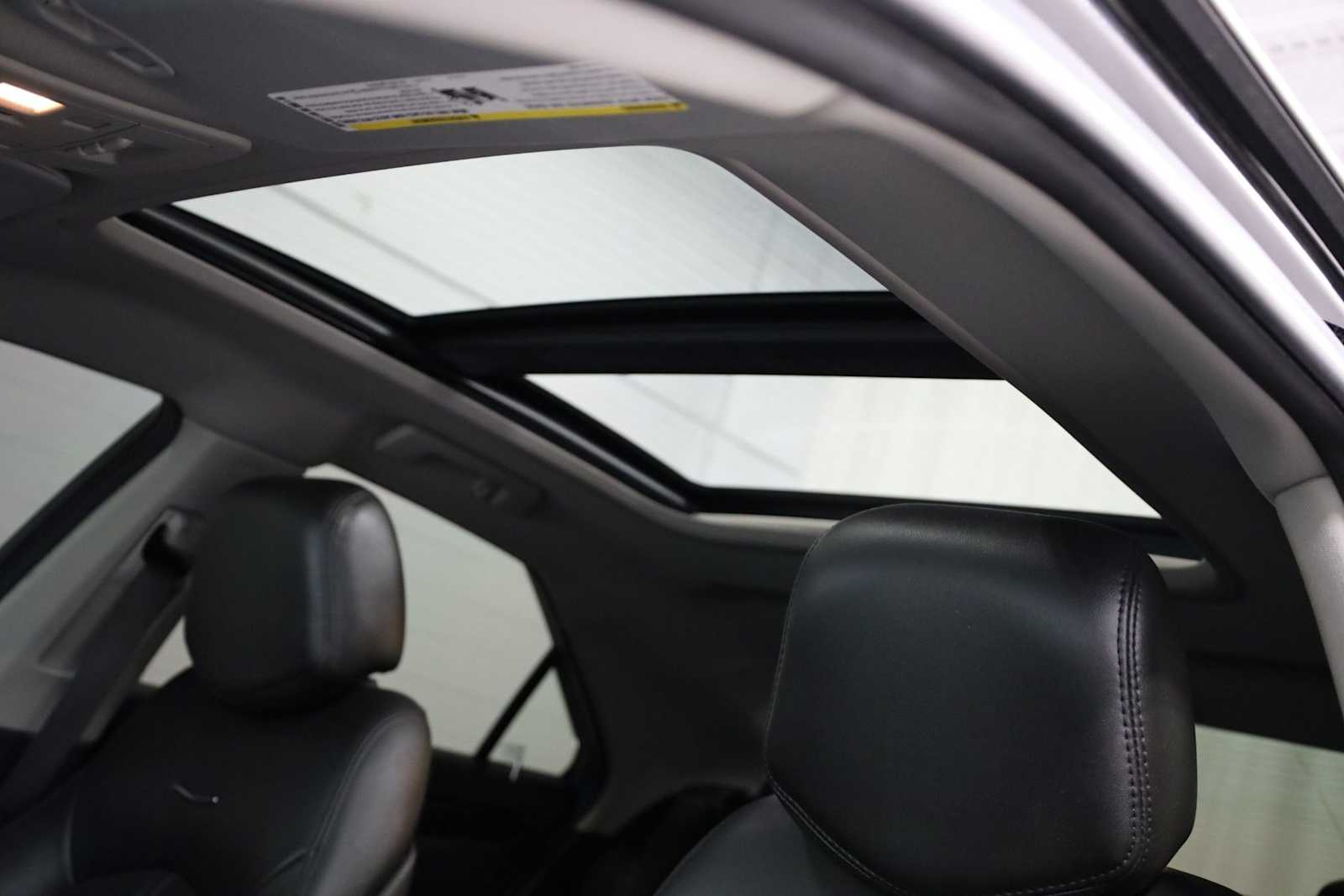 Thumbnail: 2011 Cadillac CTS - 20
