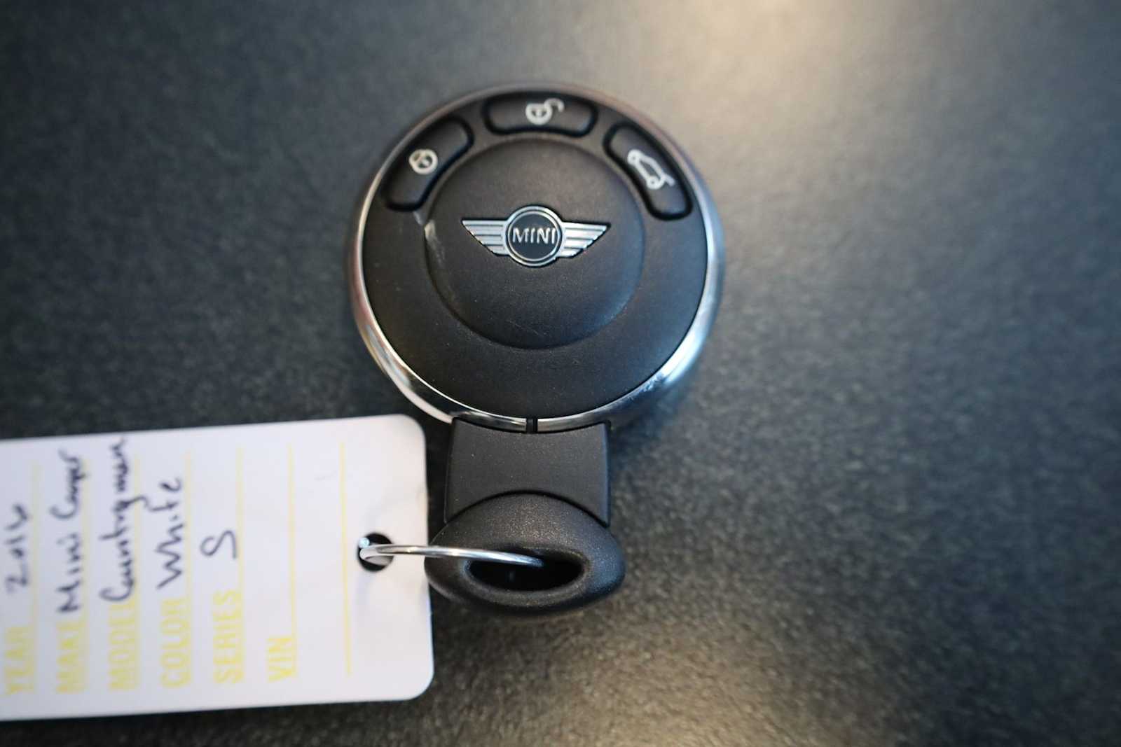 Thumbnail: 2016 MINI Cooper Countryman - 37