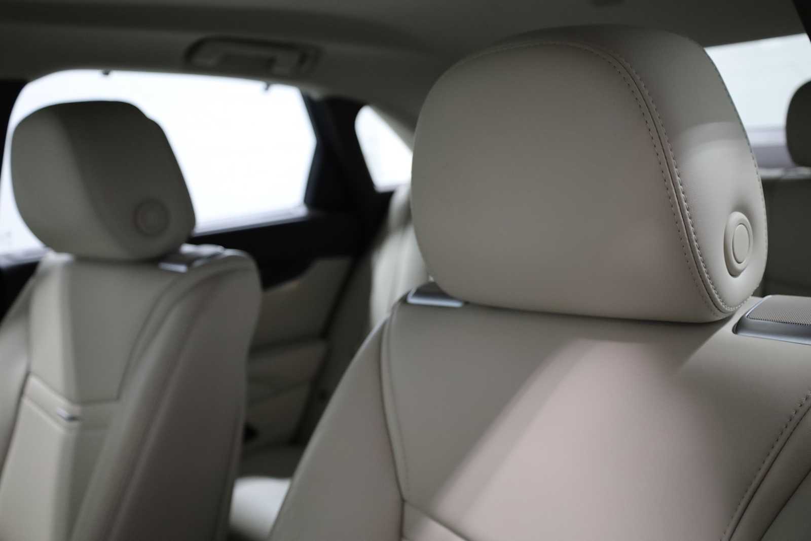 Thumbnail: 2013 Cadillac XTS - 18
