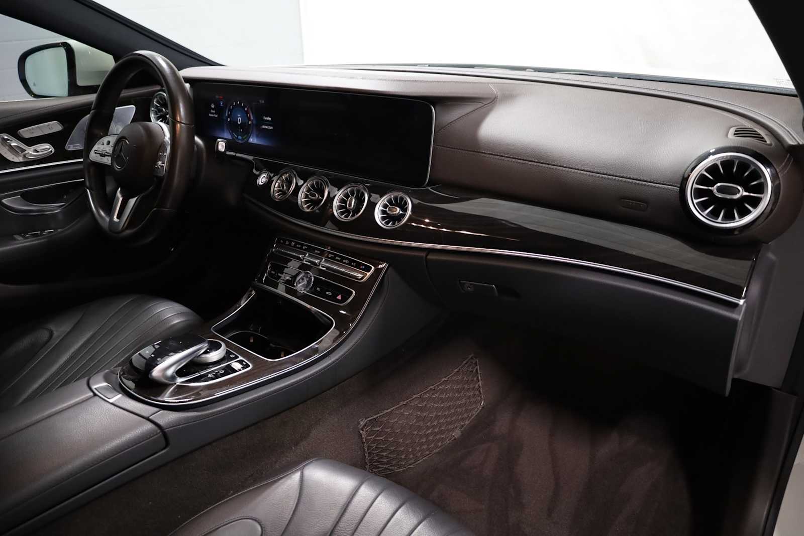 Thumbnail: 2019 Mercedes-Benz CLS - 6