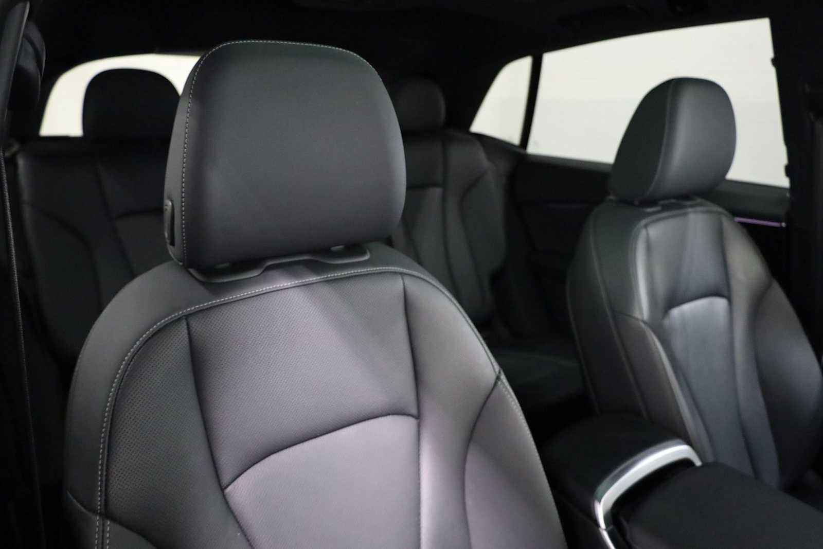 Thumbnail: 2021 Audi Q8 - 21