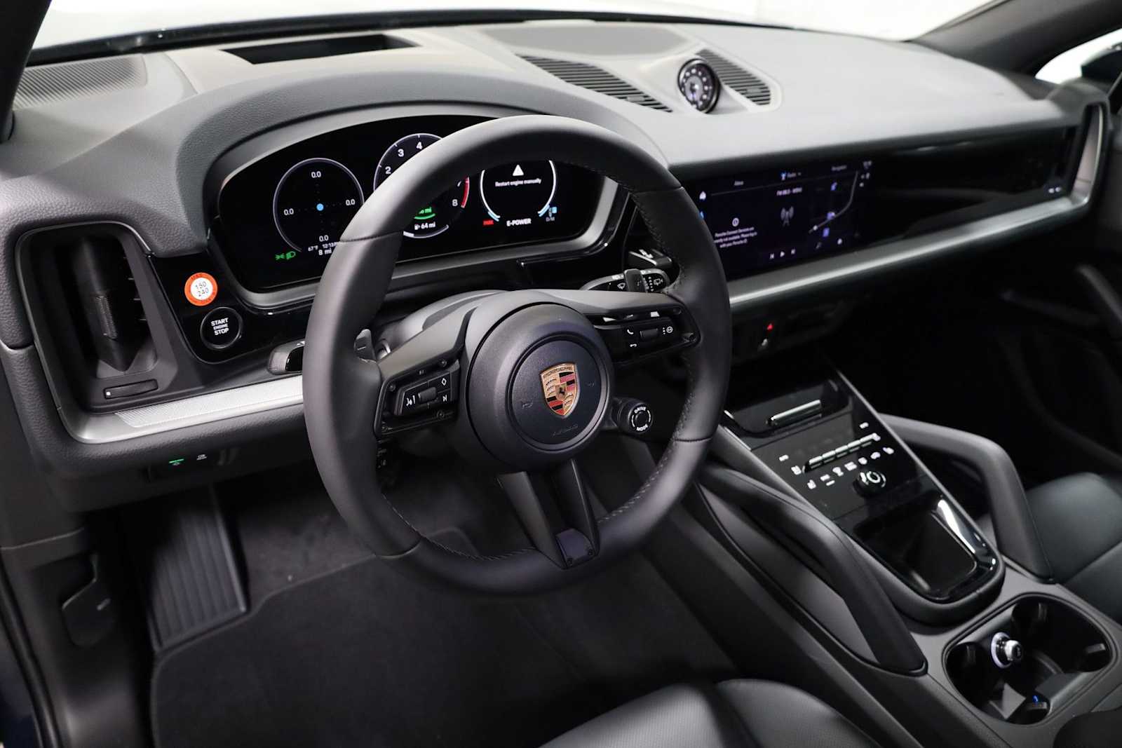 Thumbnail: 2026 Porsche Cayenne - 4