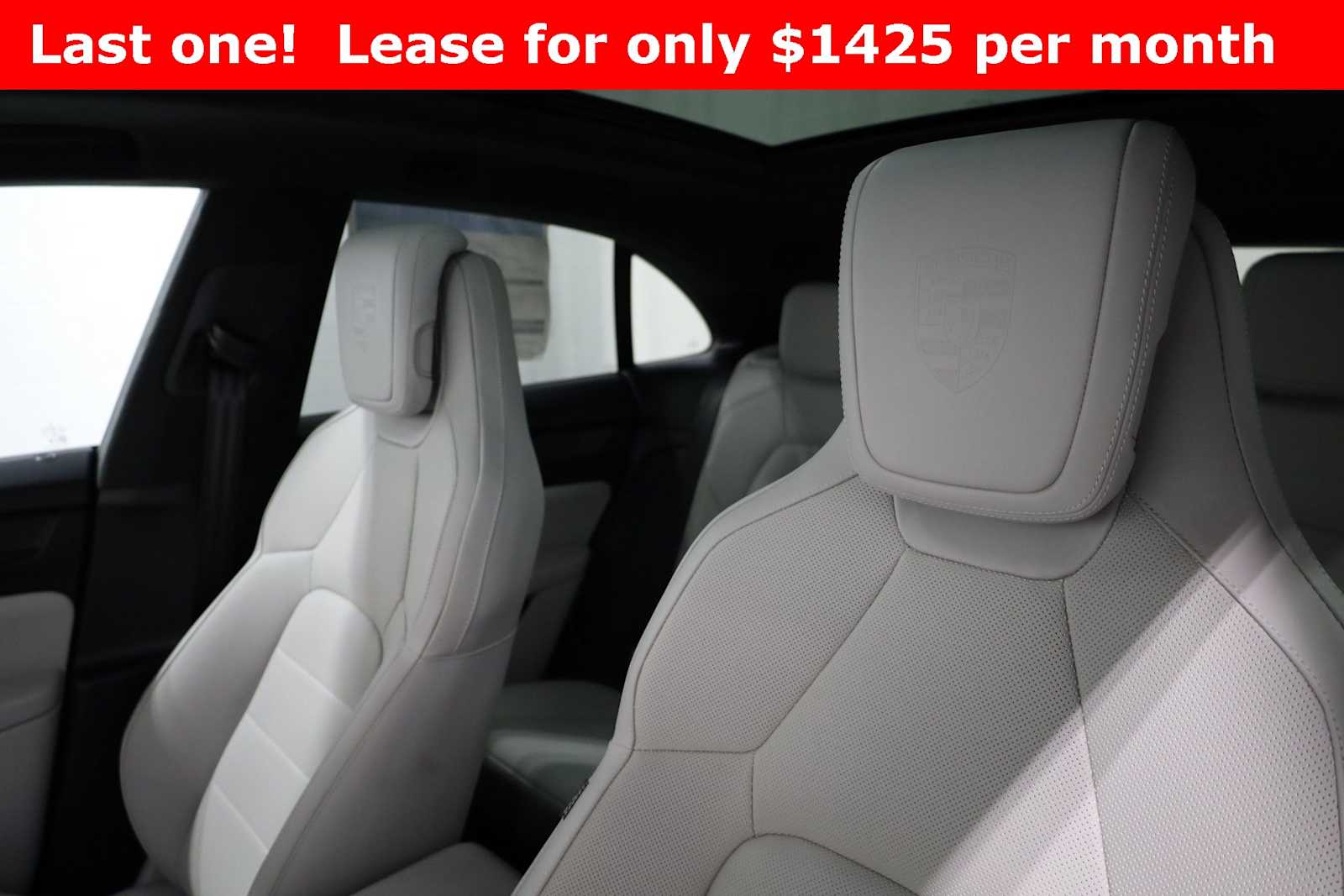 Thumbnail: 2025 Porsche Macan - 18