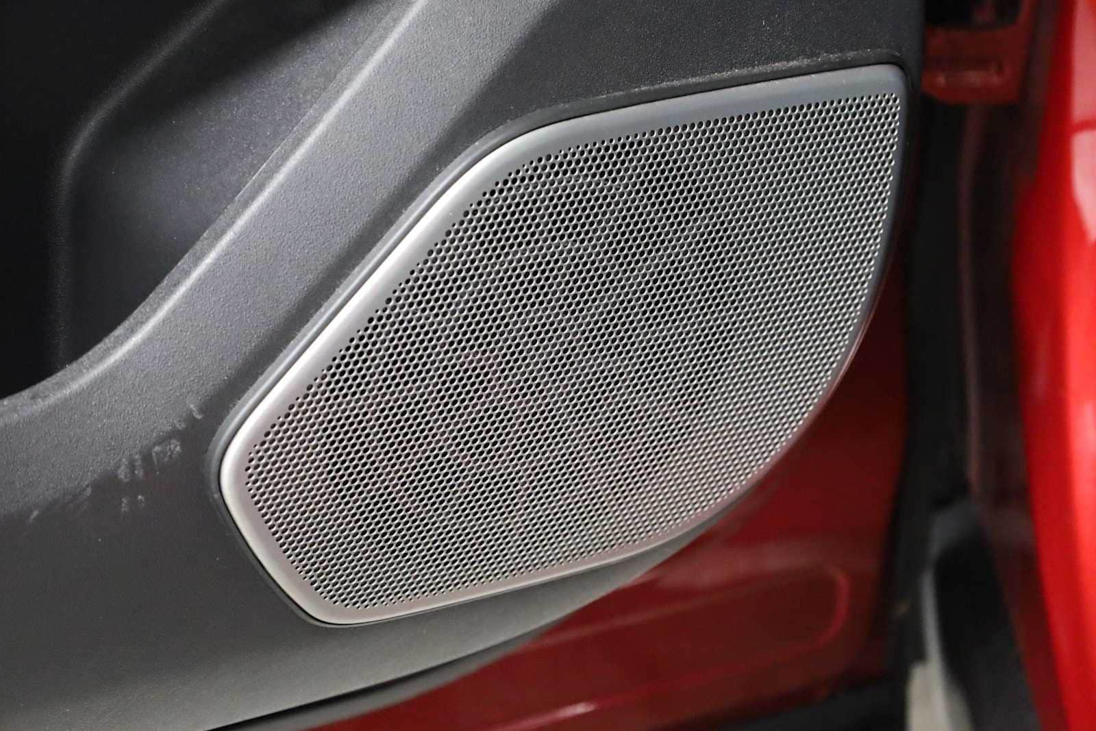 Thumbnail: 2018 Land Rover Range Rover Velar - 17