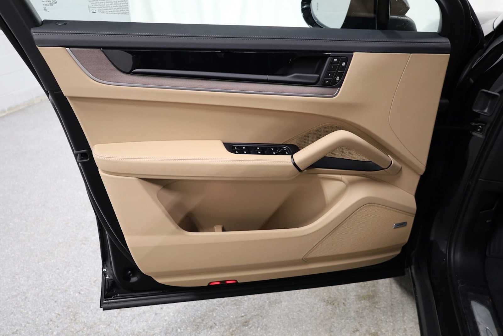 Thumbnail: 2026 Porsche  - 16