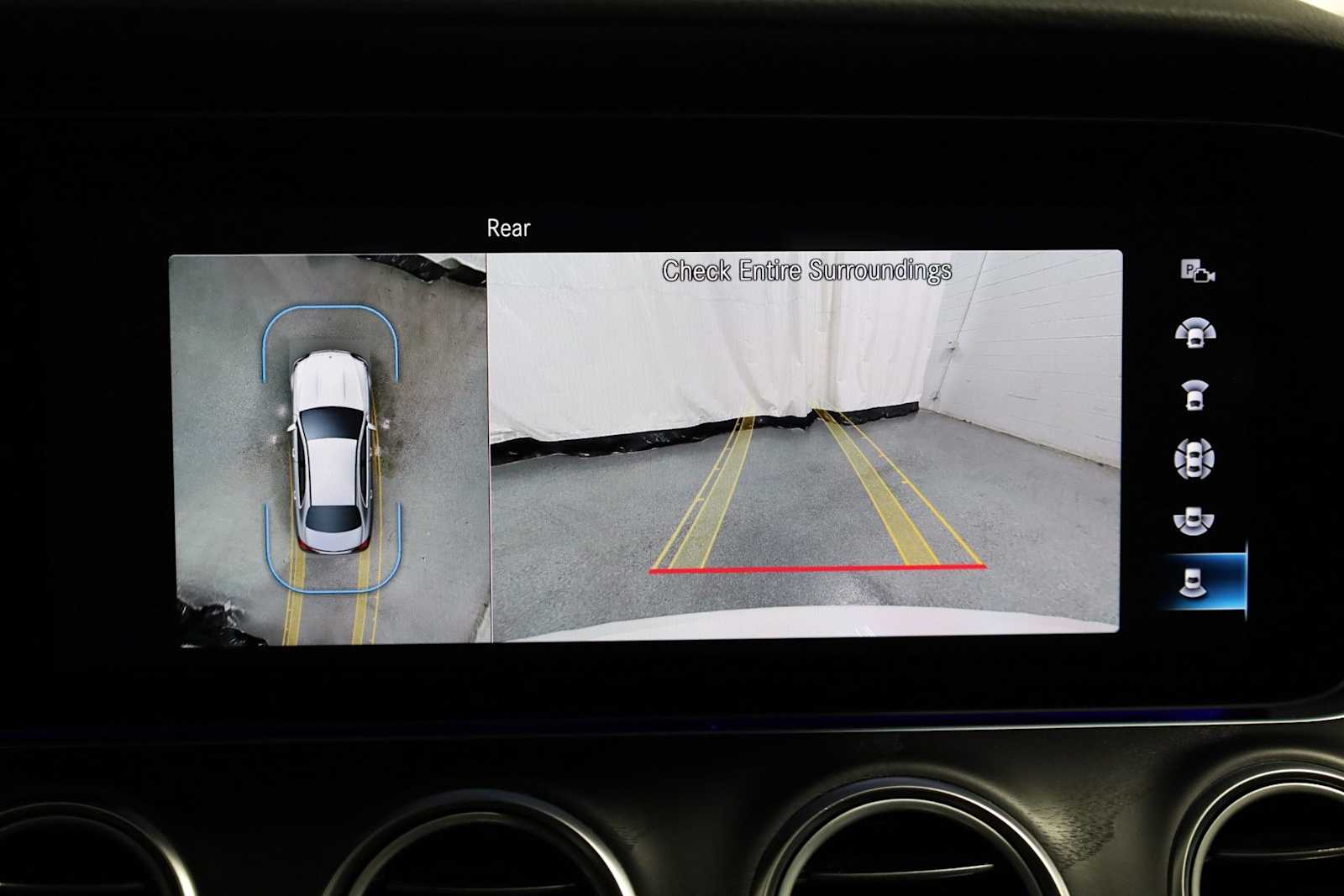 Thumbnail: 2023 Mercedes-Benz E-Class - 27