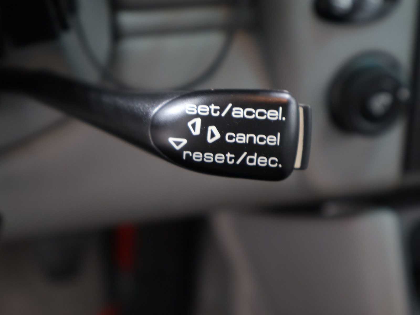 Thumbnail: 2002 Porsche 911 - 25