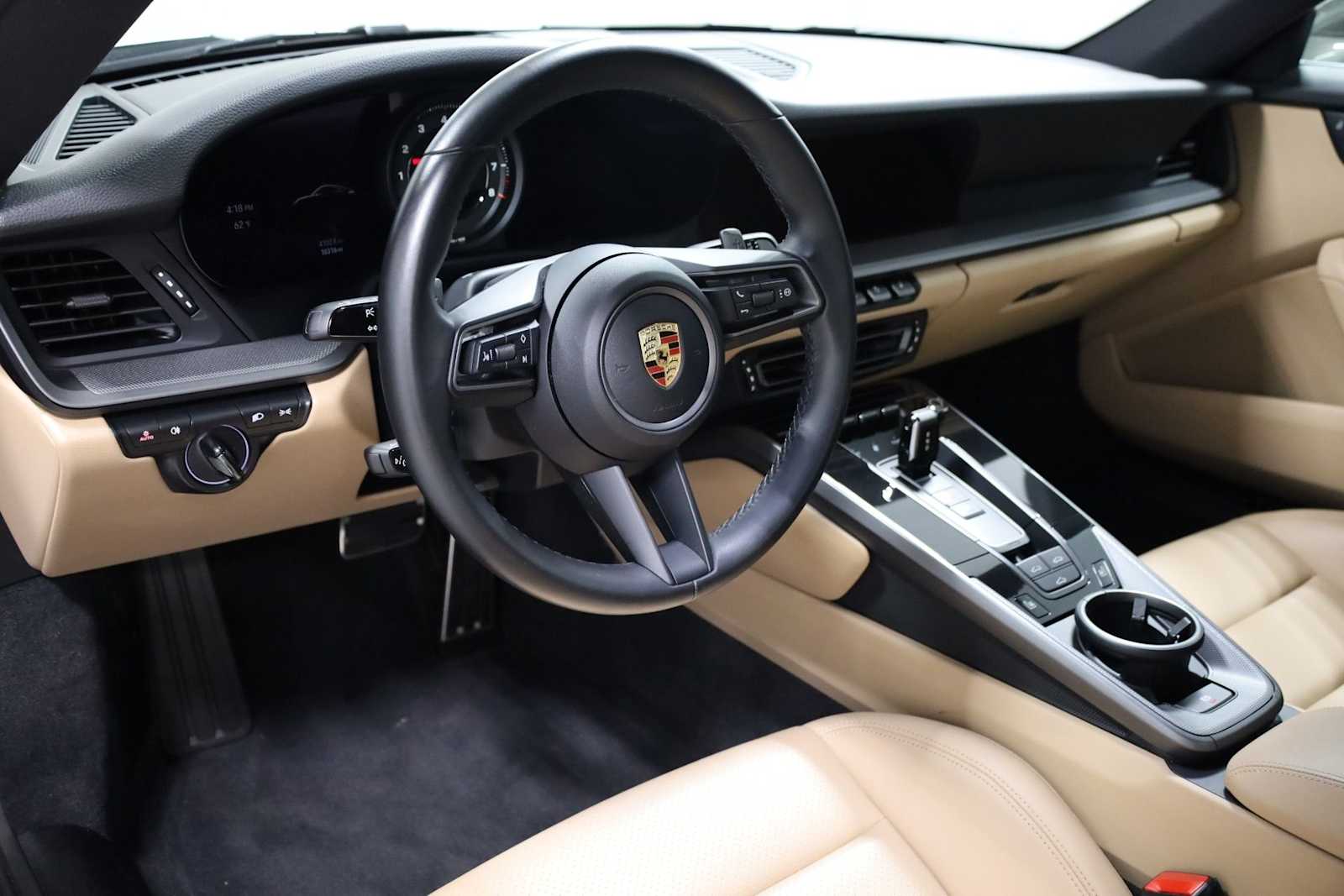 Thumbnail: 2024 Porsche 911 - 4