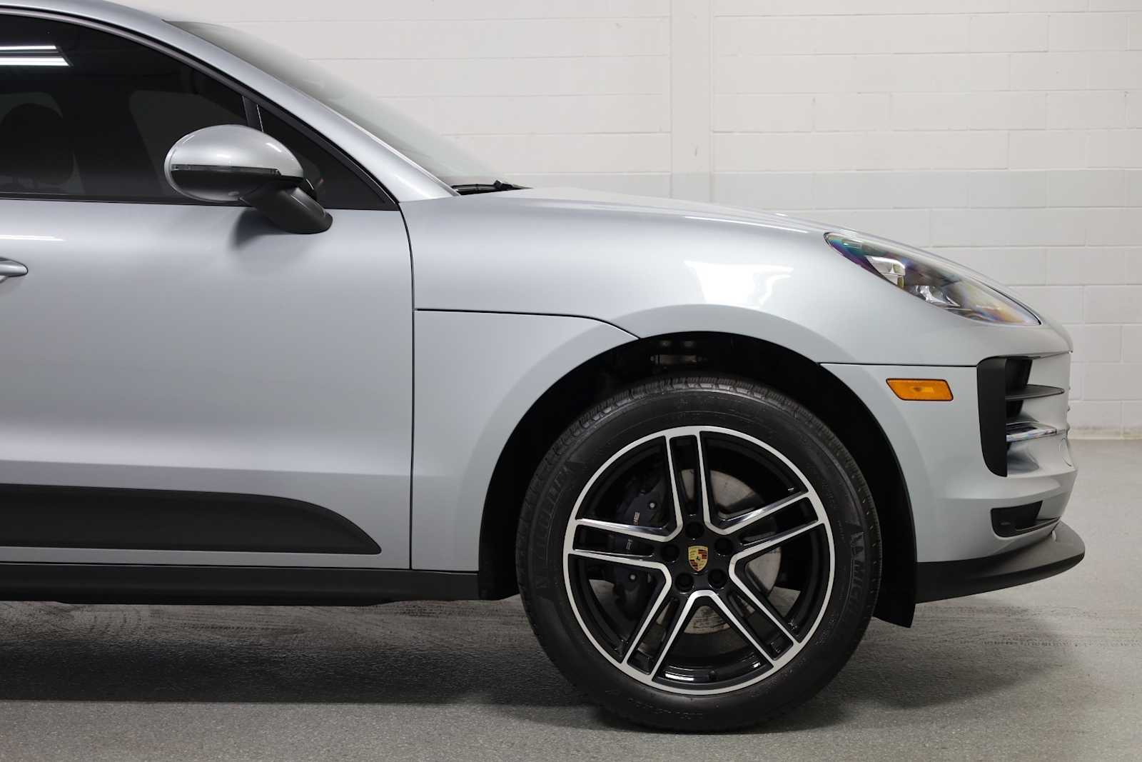 Thumbnail: 2021 Porsche Macan - 11