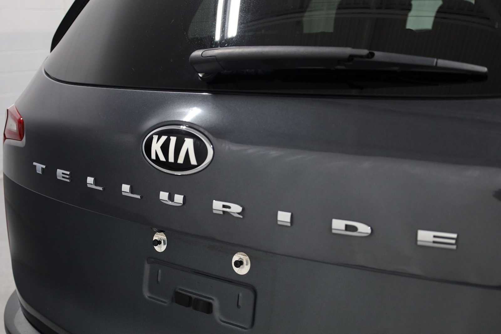 Thumbnail: 2021 Kia Telluride - 8