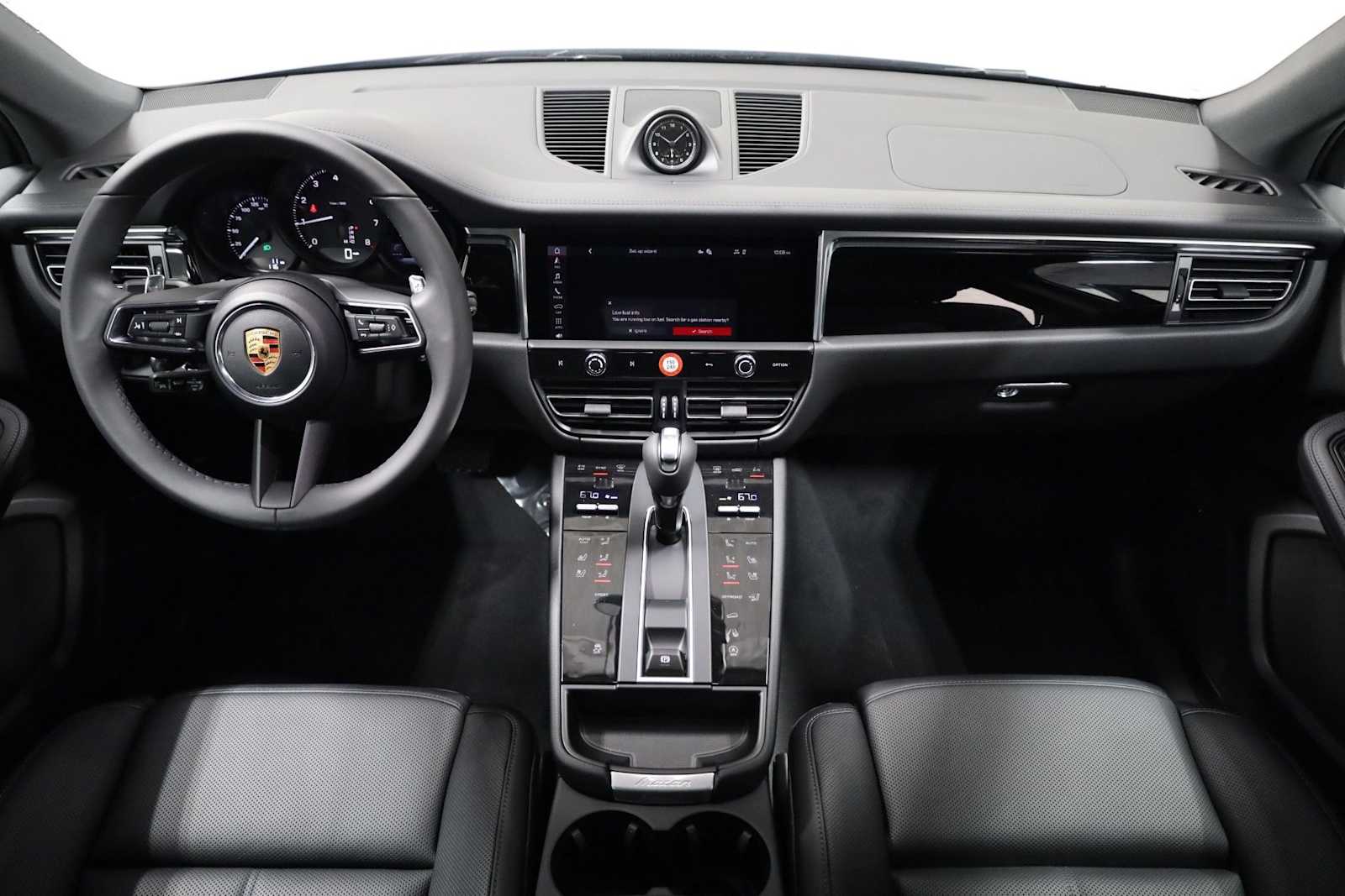 Thumbnail: 2026 Porsche Macan - 26