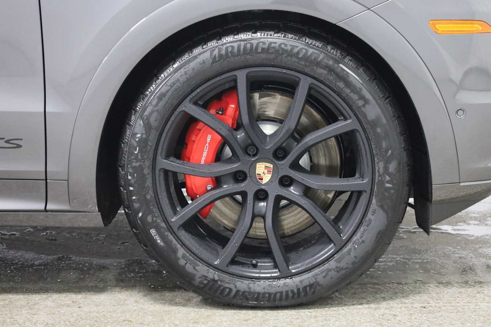 Thumbnail: 2026 Porsche Cayenne - 12