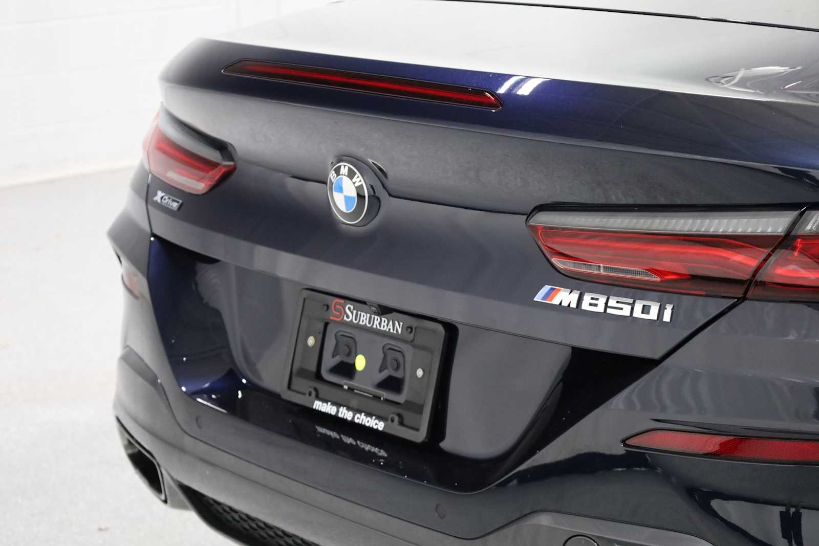 Thumbnail: 2024 BMW 8 Series - 8