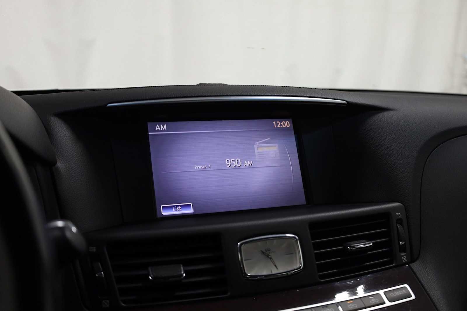 Thumbnail: 2013 INFINITI M37 - 30