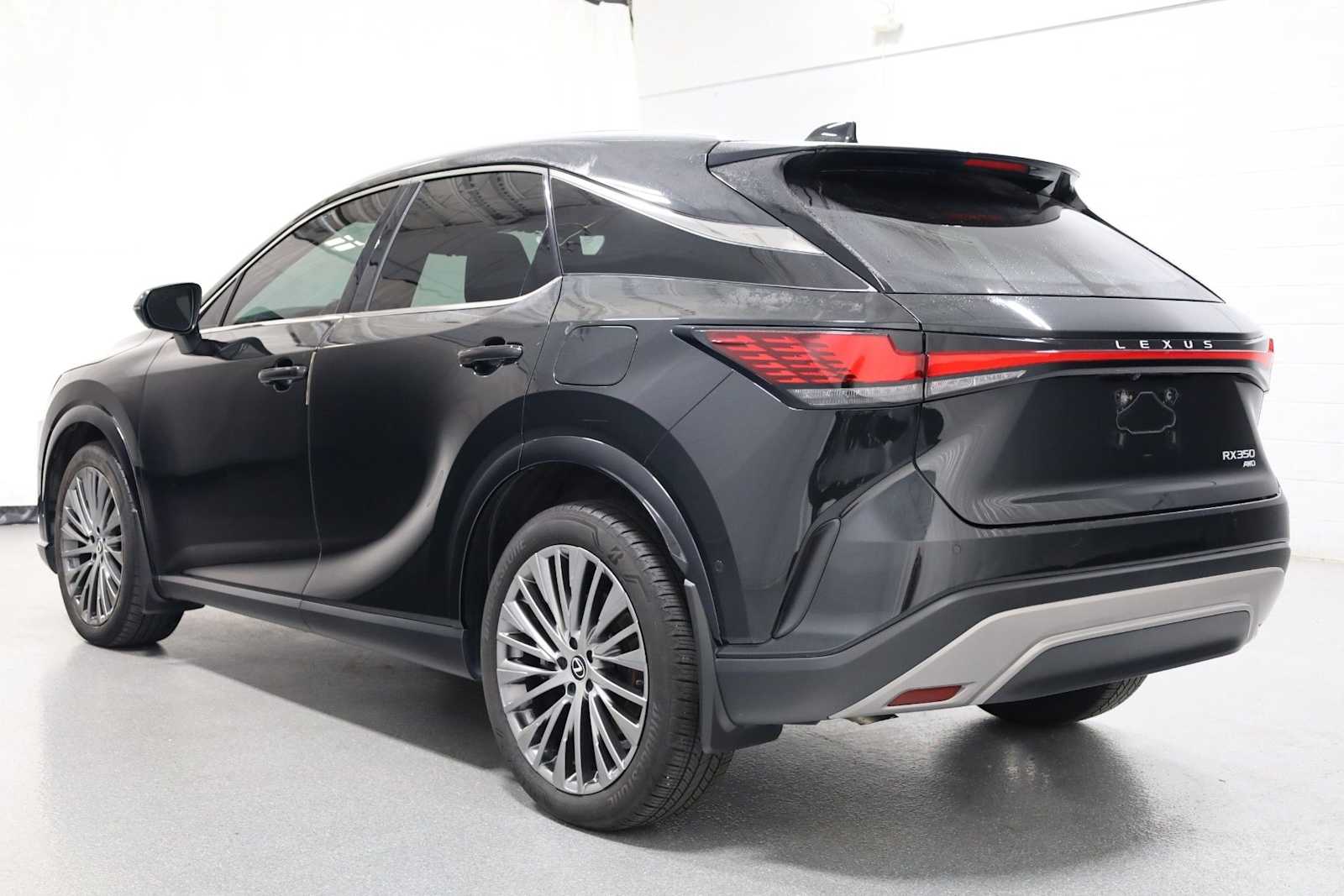 Thumbnail: 2024 Lexus RX - 3