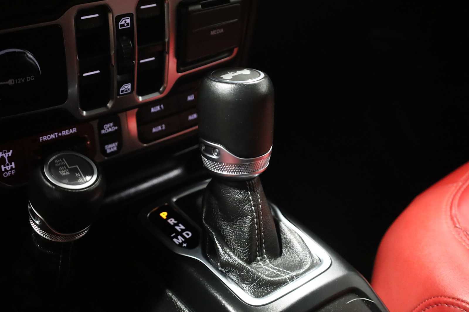 Thumbnail: 2024 Jeep Wrangler - 25