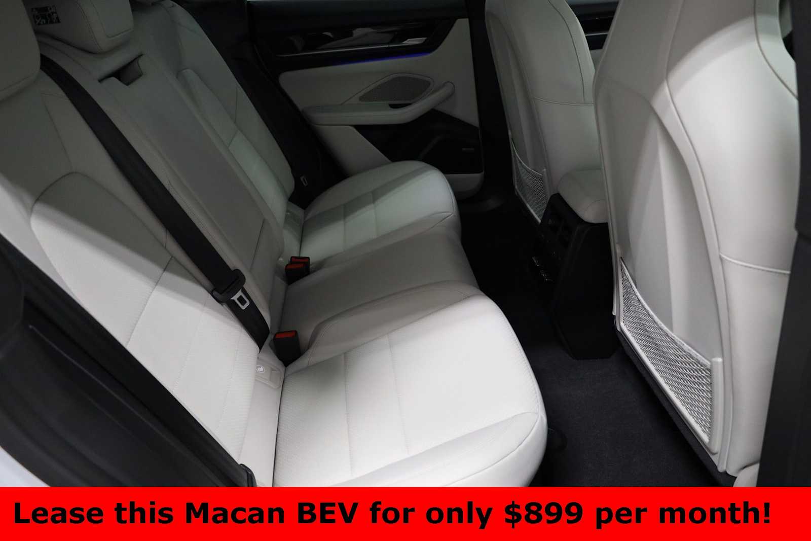 Thumbnail: 2025 Porsche Macan - 38