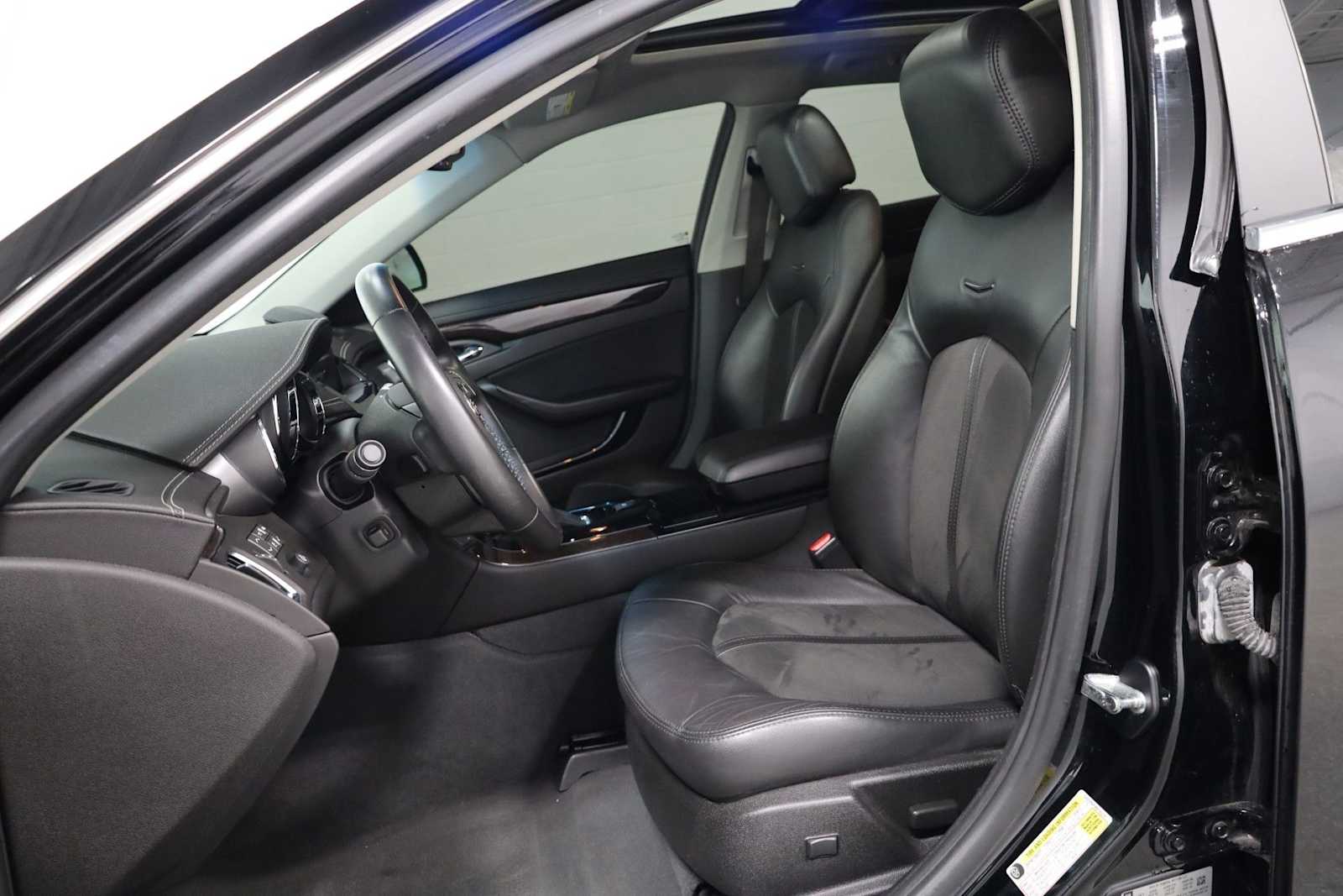 Thumbnail: 2011 Cadillac CTS - 5