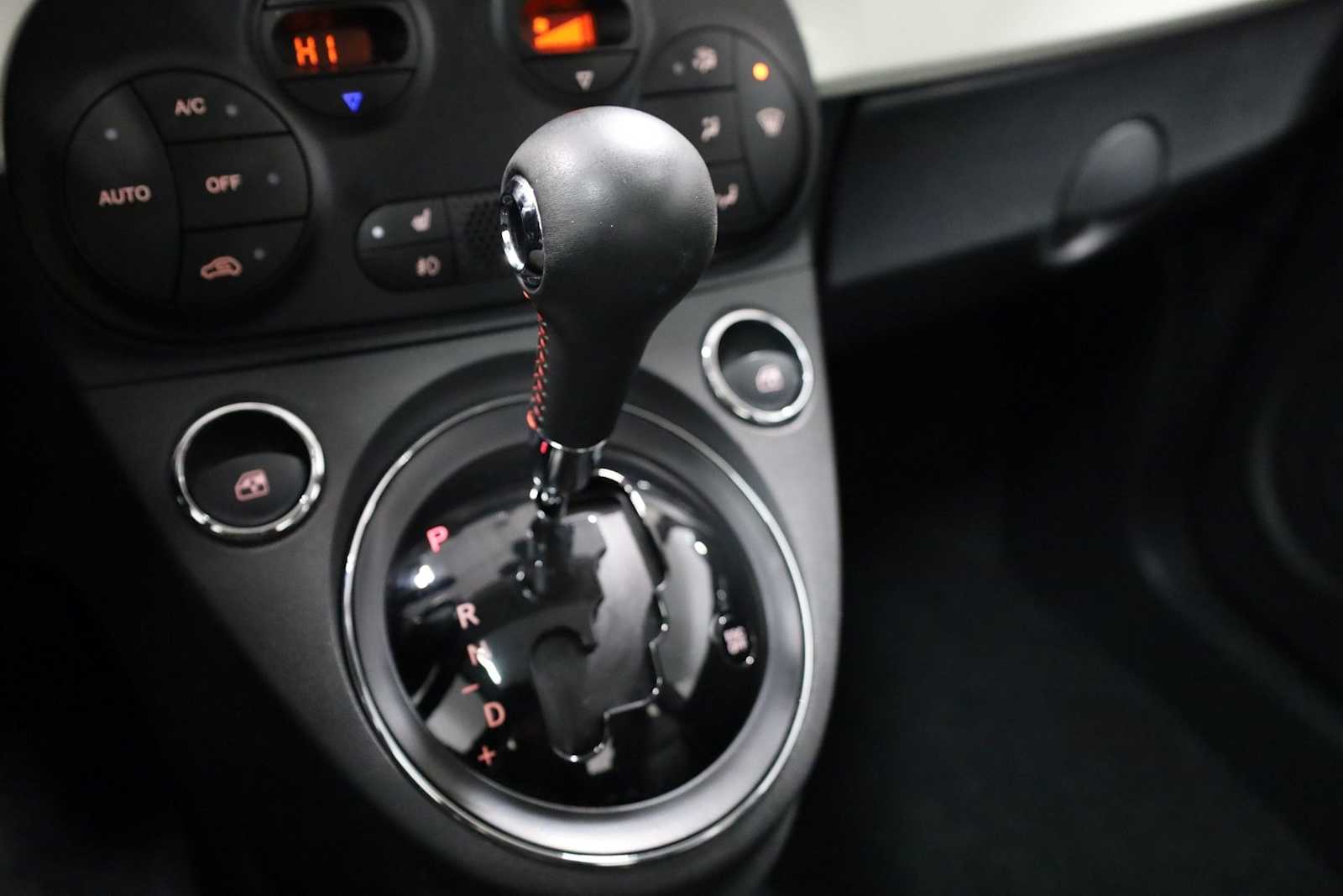 Thumbnail: 2018 Fiat 500 - 27