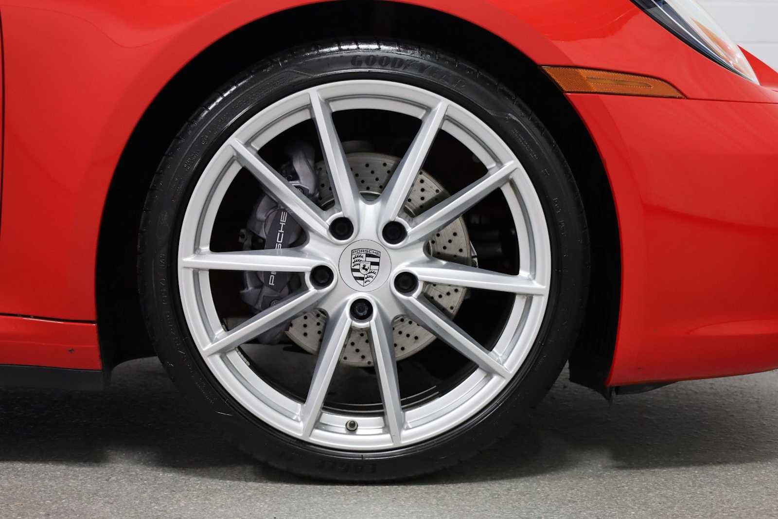 Thumbnail: 2022 Porsche 911 - 12