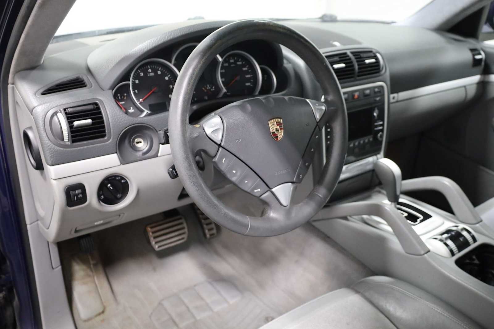 Thumbnail: 2009 Porsche Cayenne - 4